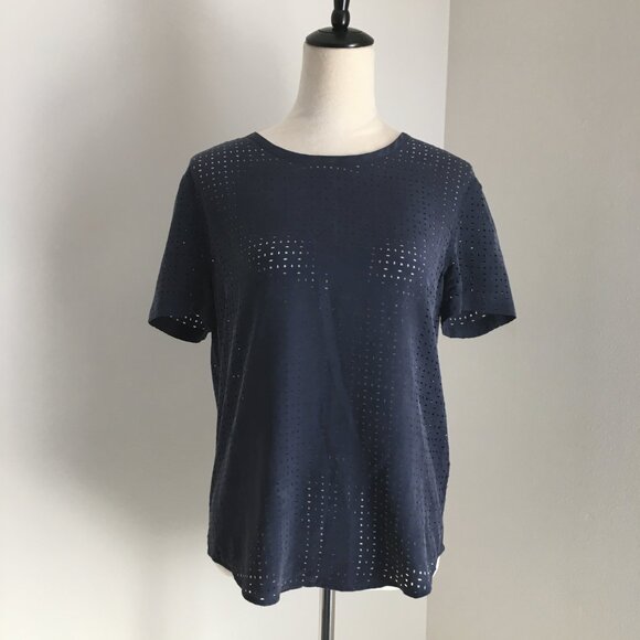 EQUIPMENT Blue 100% Silk Perforated High Low Hem Short Sleeve Shirt - Picture 4 of 7